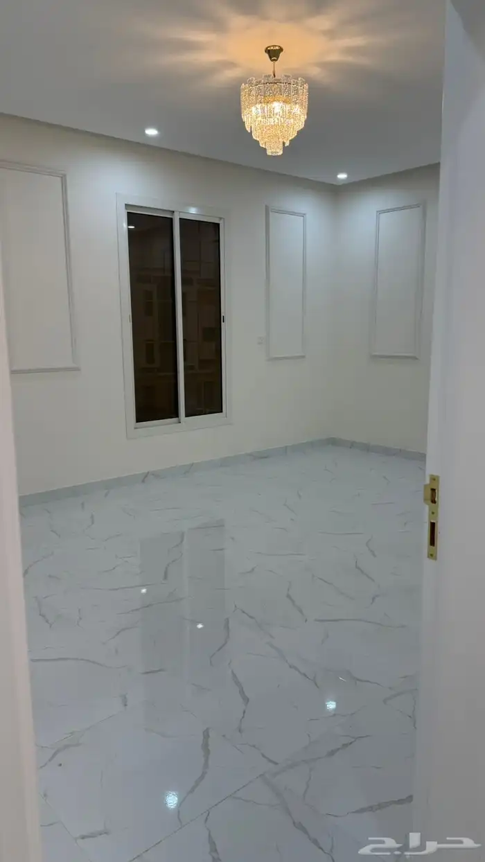 شقه للبيع دور ثاني حي الاخضر تبوك 450 الف 9