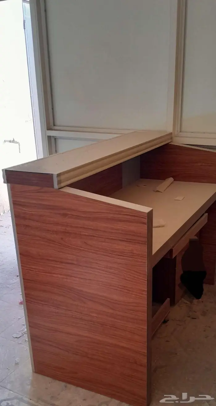 مكتب او طاوله استقبال 0