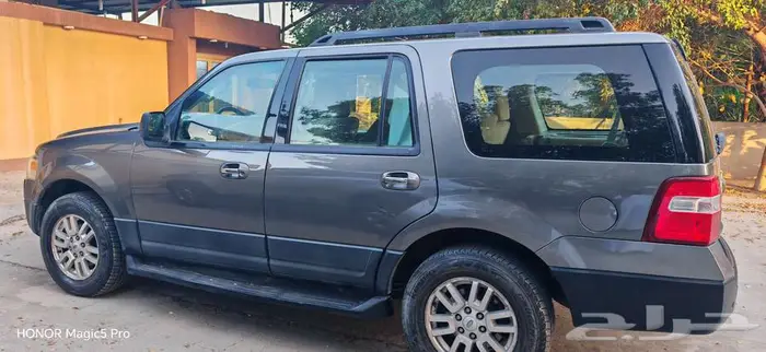 فورد اكسبديشن 2013 بدون دبل 1