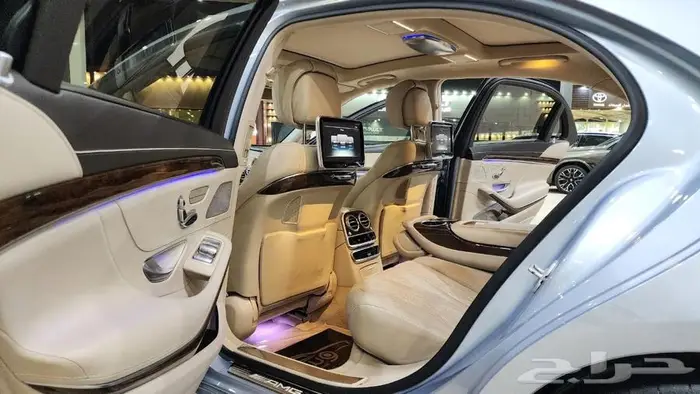 مرسيدس S63 2015 18