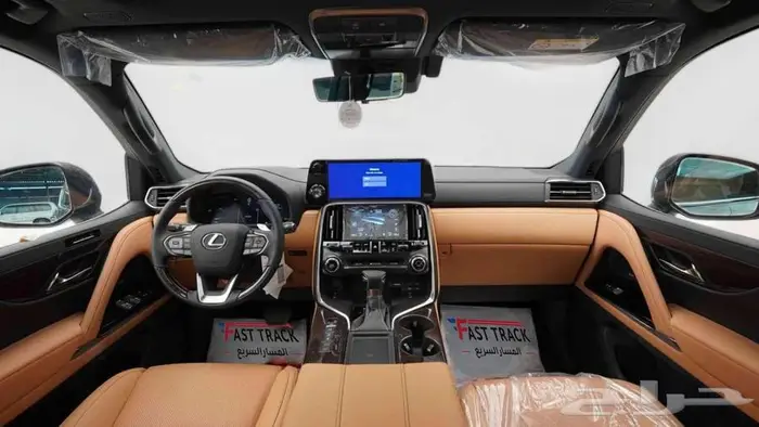 لكزس LX 600 بي بي ابيض بنزين 2025 سعودي 3