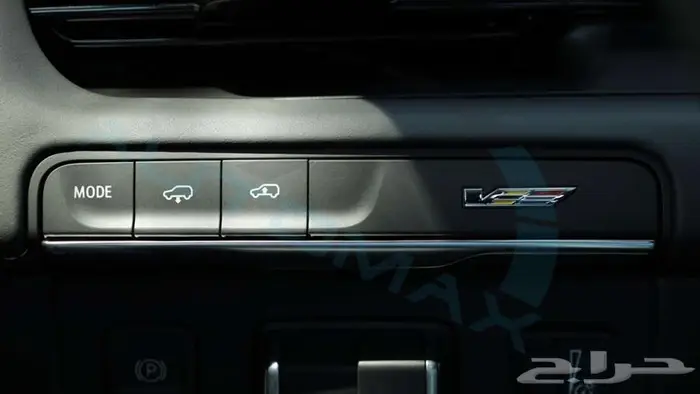 كاديلك اسكاليد V 2024 جديدة اصفار مع ضمان 17