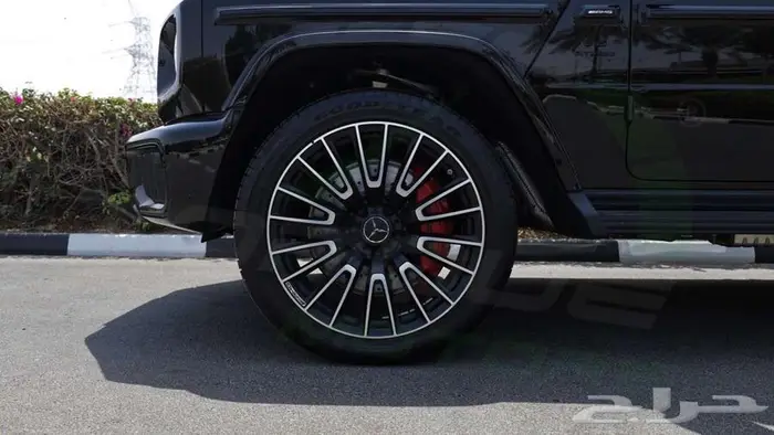 2025 مرسيدس جي كلاس AMG V8 4.0L G 63 اصفار مع ضمان 25