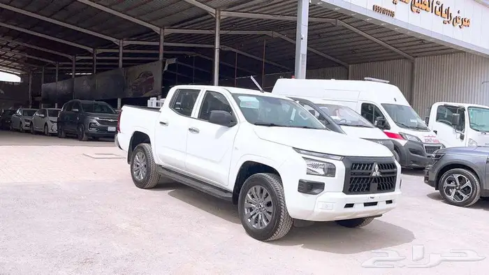 ميتسوبيشي L200 غمارتين دبل نص فل اوتوماتيك 2024 1