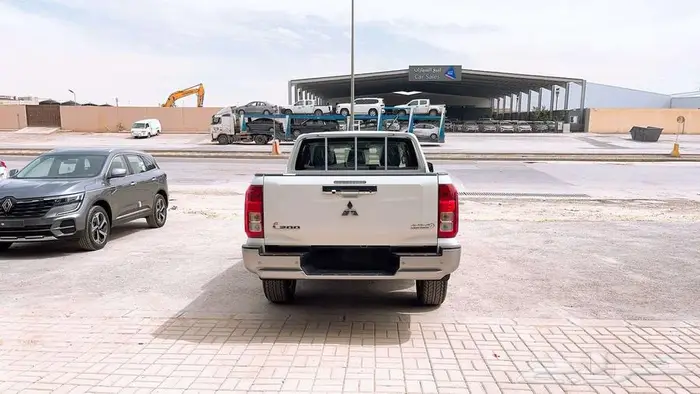 ميتسوبيشي L200 غمارتين دبل نص فل اوتوماتيك 2024 5