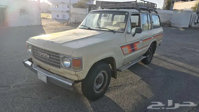 لاندكروزر صالون 1984 2