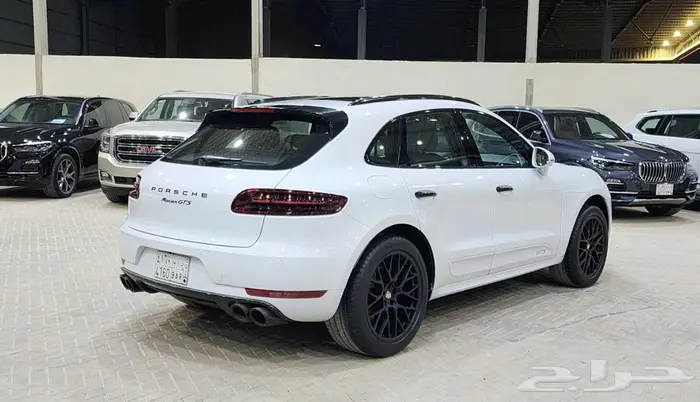 بورش ماكان GTS 2017 7