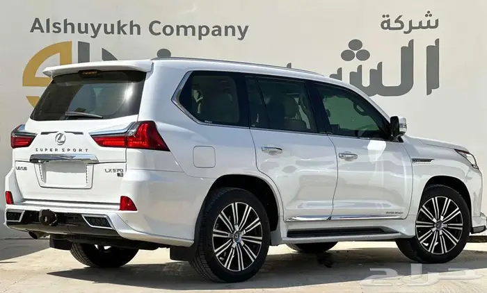 لكزس LX 570 S موديل 2021 3