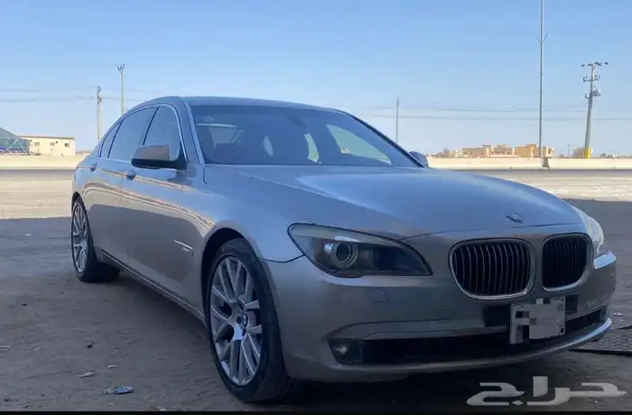 بي ام دبليو 740 2010 2