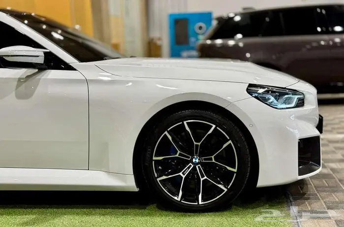 M2 BMW الموديل 2023 31