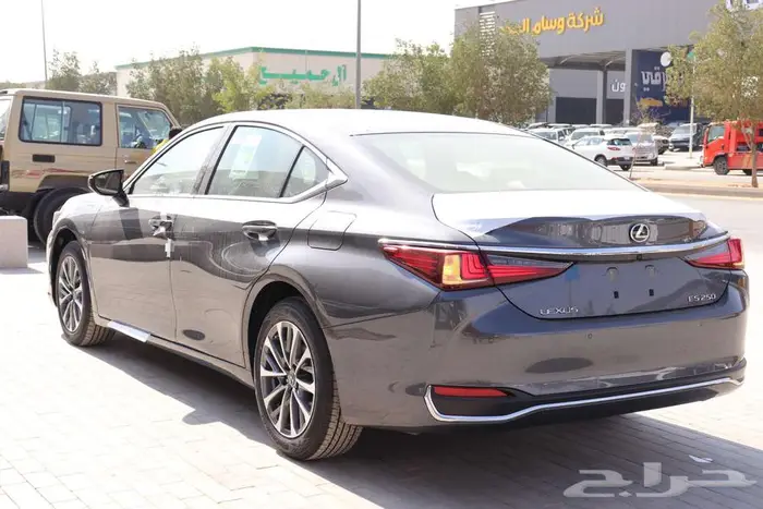 لكزس ES250AA بنزين ستاندر 2025 جميع الالوان بافضل الاسعار 30