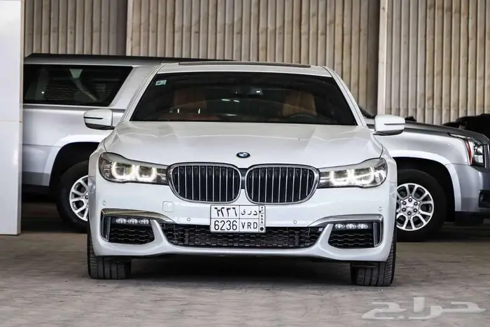 بي ام دبليو 2018 730Li 0