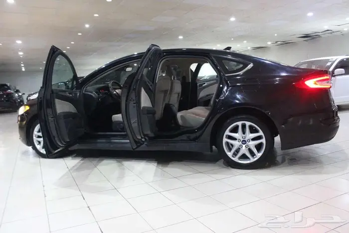 فيوجن 2020 اسود بطاقة جمركية امريكي 48