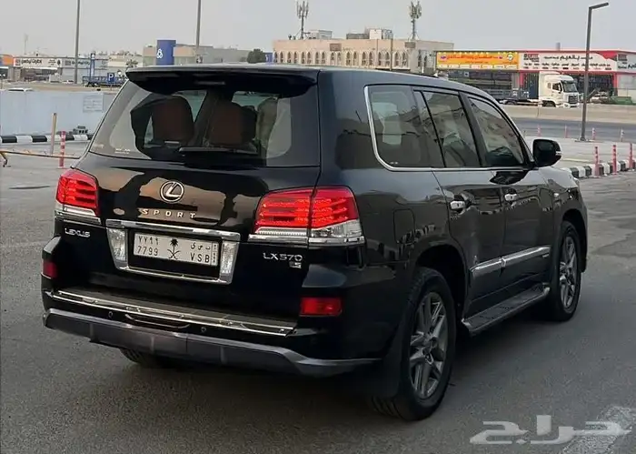 جيب لكزس LX 2011 5