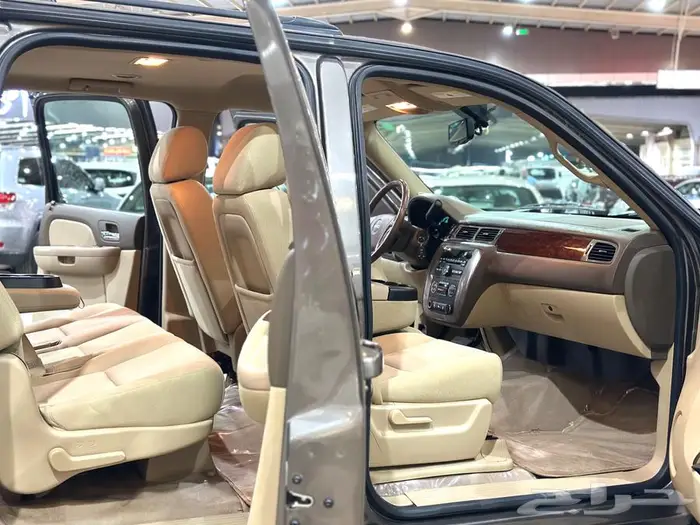 يوكن XL طويل مخزن 2013 الجميح بدون دبل. 20