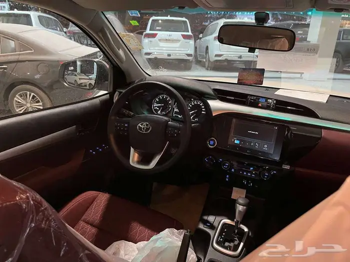 تويوتا هايلكس غمارتين بنزين دبل 4X4 م2025 ( سعودي ) 10
