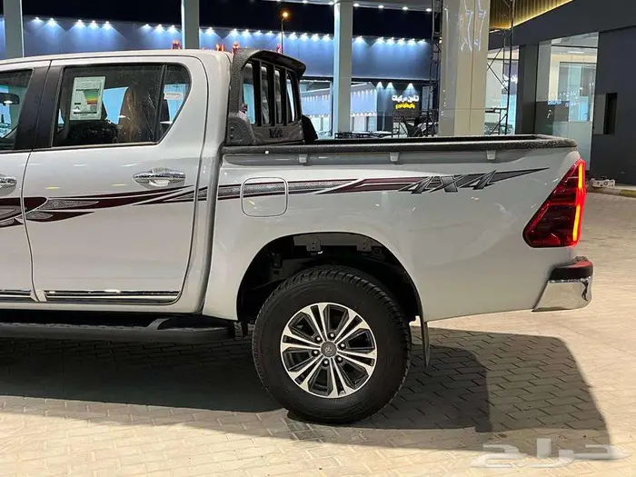 تويوتا هايلكس غمارتين بنزين دبل 4X4 م2025 ( سعودي ) 5