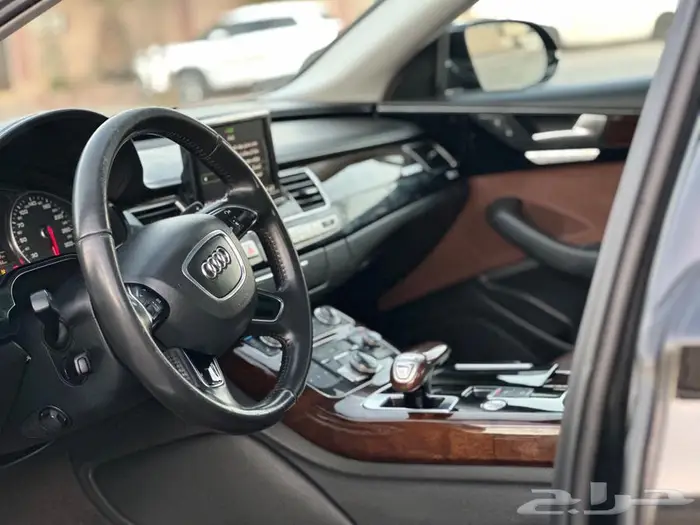 اودي A8 كواترو فل كامل v6 29