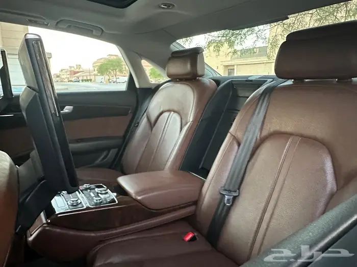 اودي A8 كواترو فل كامل v6 25