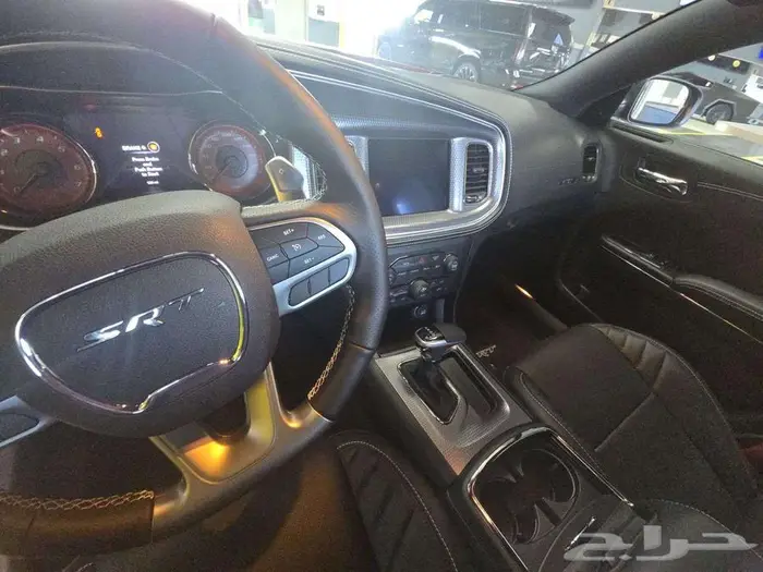 تشارجر هيلكات وايد بودي 2023 شبه اصفار 8