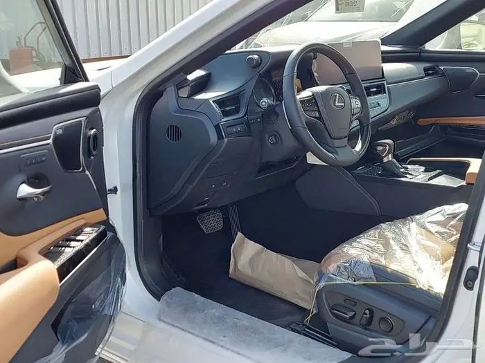 لكزس ES350 DD سعودي موديل 2025 كاش واقساط 4