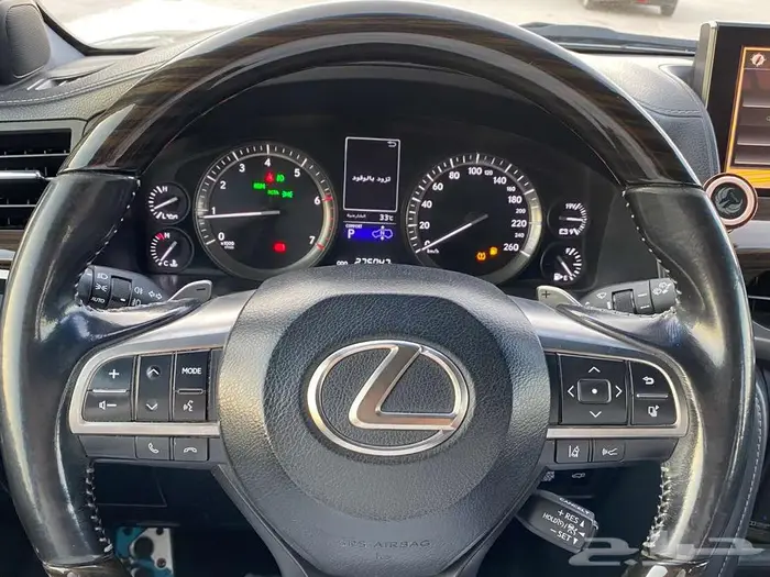 لكزس LX570فل كامل 2018 5