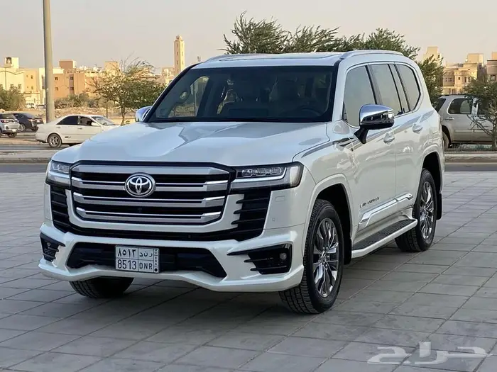 تويوتا في اكس ار 2024 2