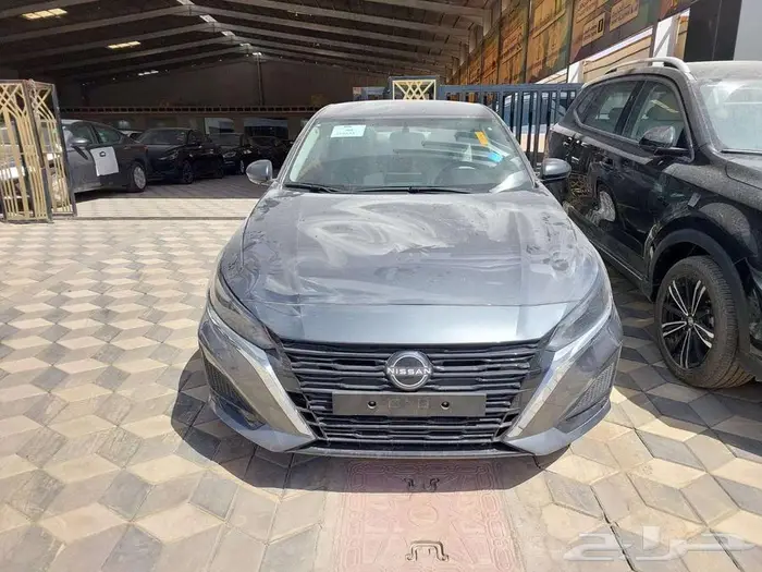 نيسان التيما 2.5 ستاندر 2025 1