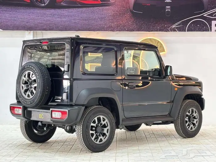 سوزوكي جمني 3 ابواب 2026 7