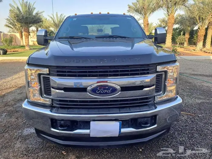 تحدي العمالقة  4 مركبات F-350 ديزل (4x4) للبيع 5