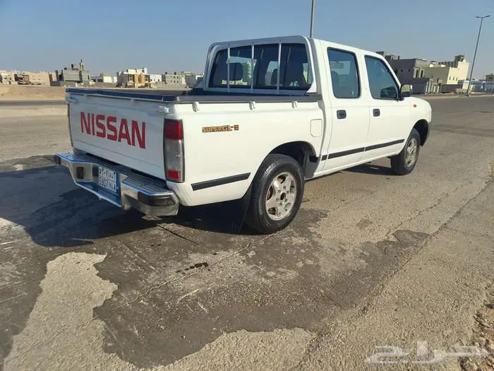 نيسان ددسن 2012 7