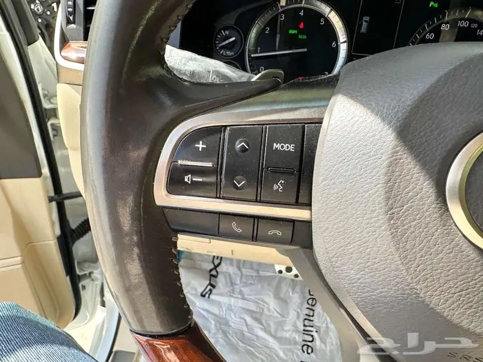 لكزس LX 570 S موديل 2021 12
