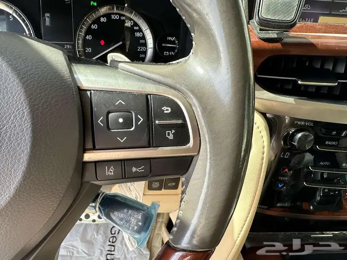 لكزس LX 570 S موديل 2021 15