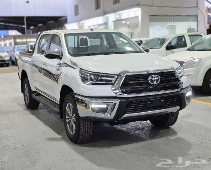 تويوتا هايلكس 2025 اتوماتيك ديزل - بنزين بالنقد والتقسيط 4