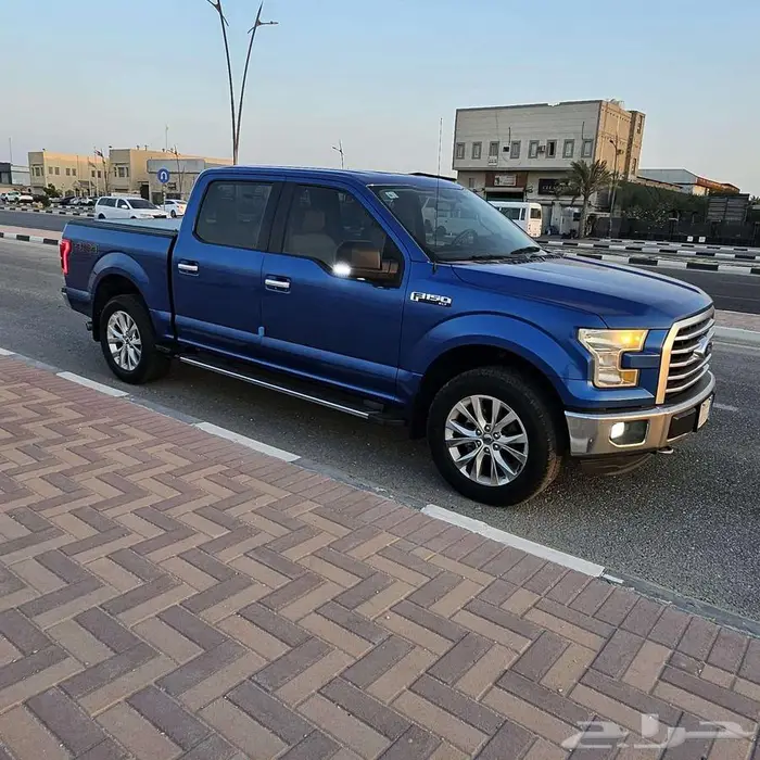 فورد 2015 F-150 XLT 4X4 12