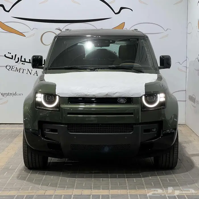 لاندروفر ديفندر 6 سلندر X-DYNAMIC HSE بنزين تماتيك 2026 1