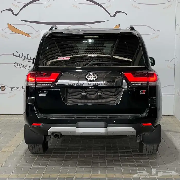 لاندكروزر GR SPORT دبل ديزل تماتيك 2024 3