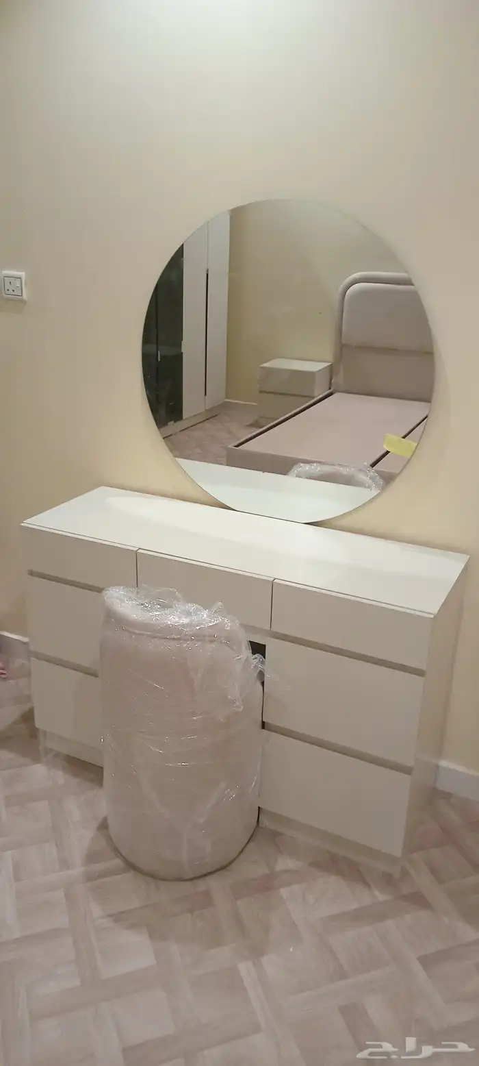 تفصيل اثاث وديكور حسب الطلب 0