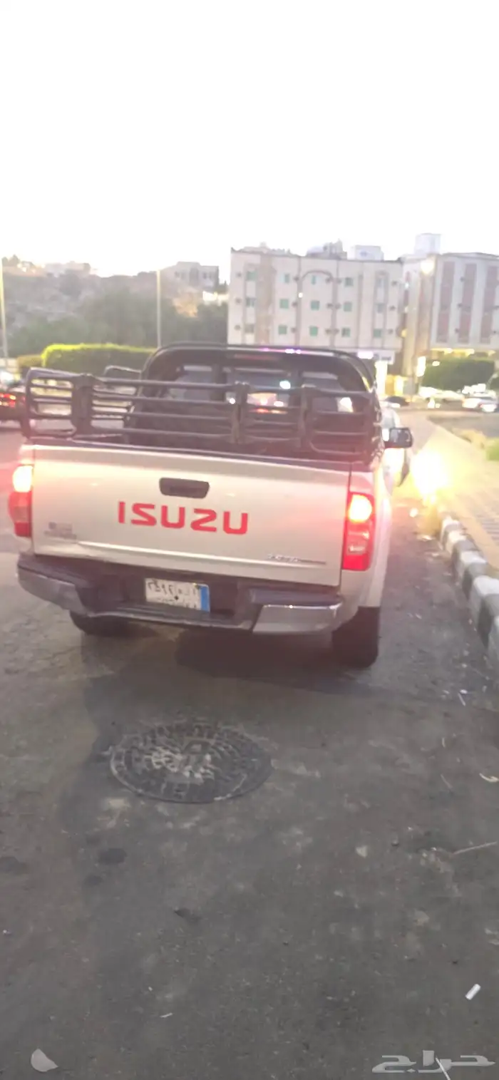 ايسزو ديماكس تومتيك ديزل 2012 شكل الدبل 8