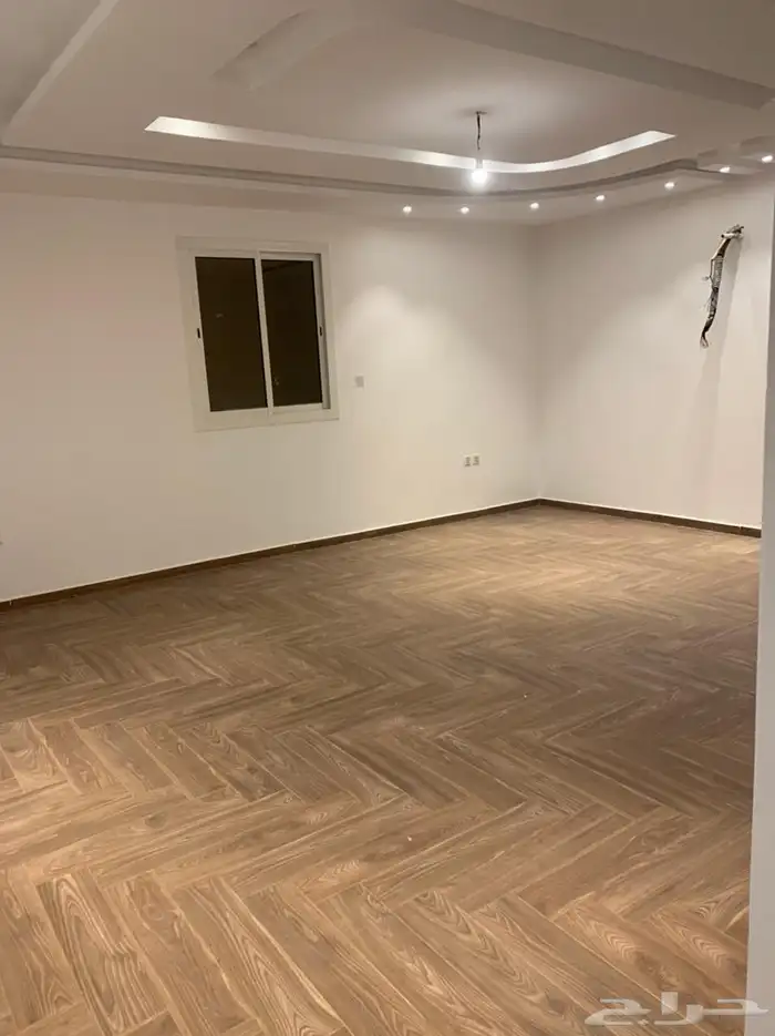 فيلا كبيره وغرفها واسعه للايجار تجاري سكني 9
