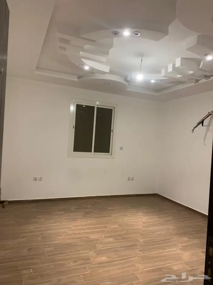 فيلا كبيره وغرفها واسعه للايجار تجاري سكني 6