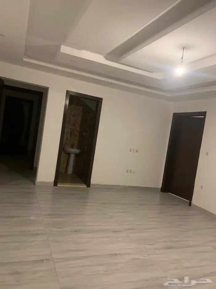 فيلا كبيره وغرفها واسعه للايجار تجاري سكني 3