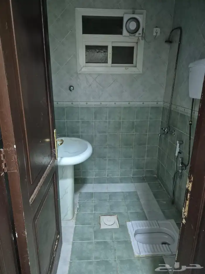 شقه ارضي للايجار بالدخل2 12