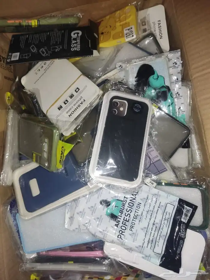 سماعات ووصلات شاحن بيع جمله يوجد كميه 3