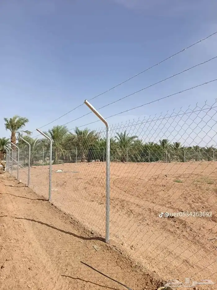 نعمل في تركيب اشبوك الاراضي والمزارع 2