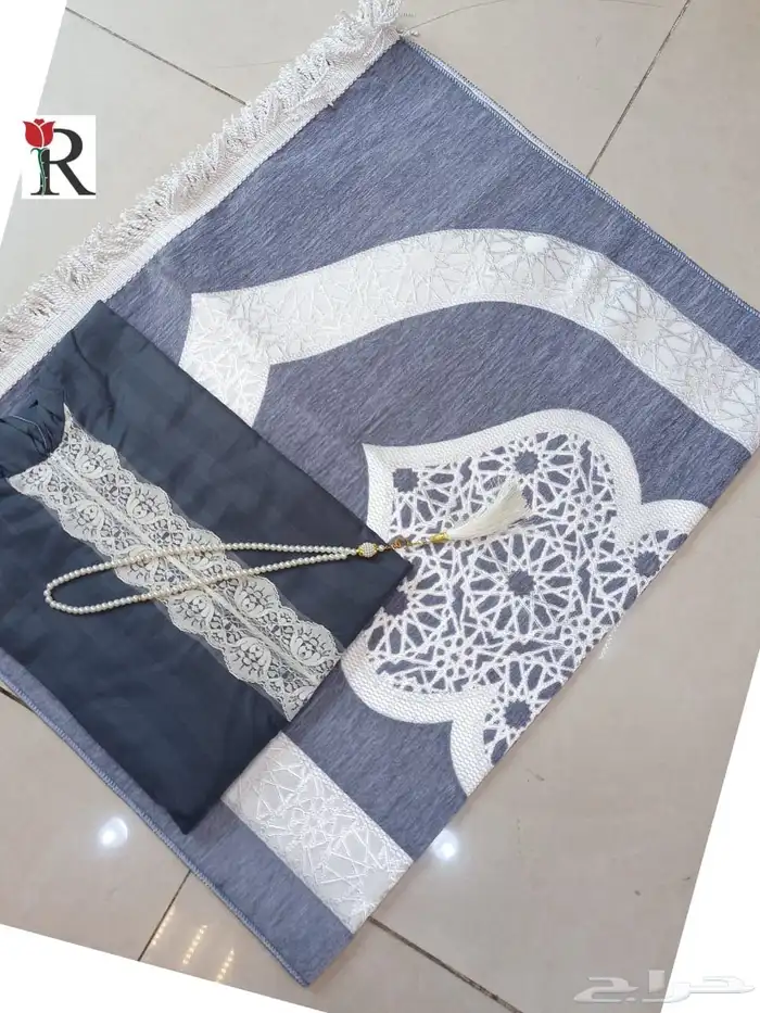 طقم سجاد وشرشف صلاه 17