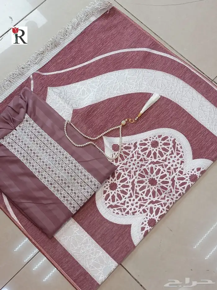 طقم سجاد وشرشف صلاه 15