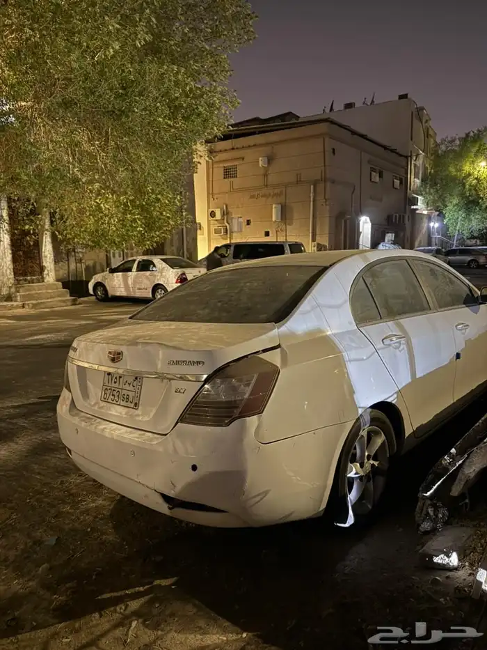 سياره للبيع او تشليح نوعيها جلي 0