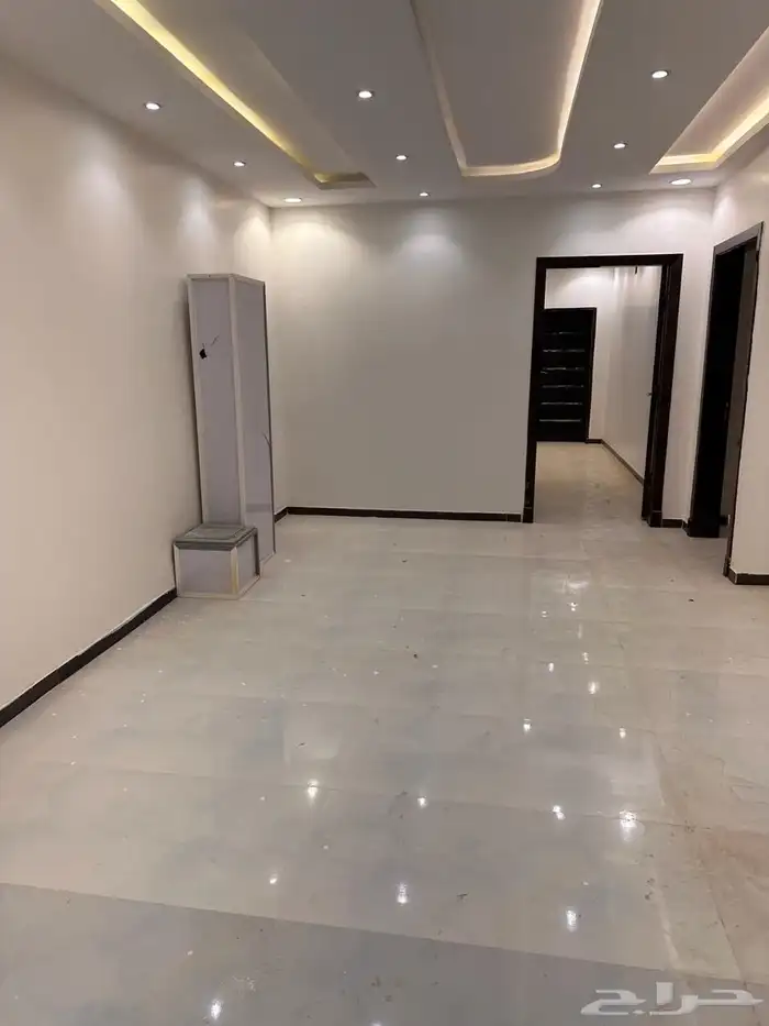 شقة ف فيلا بحي طويق للإيجار 2