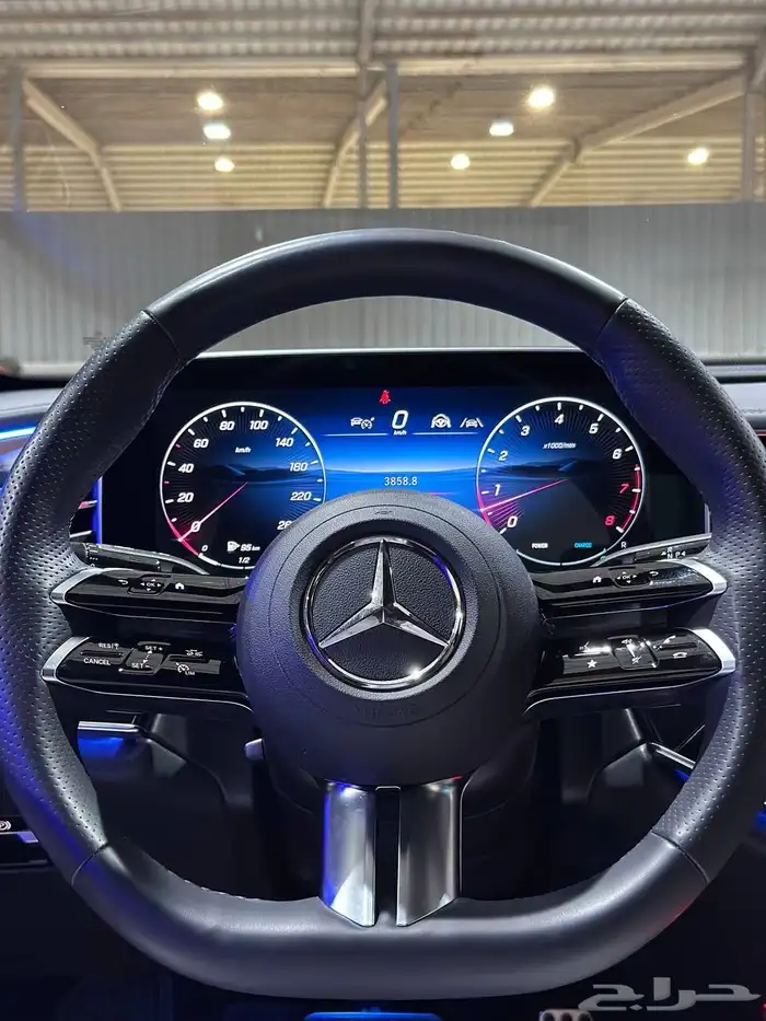 مرسيدس E300 AMG 2024 فل كامل . رصد الفخامة 26